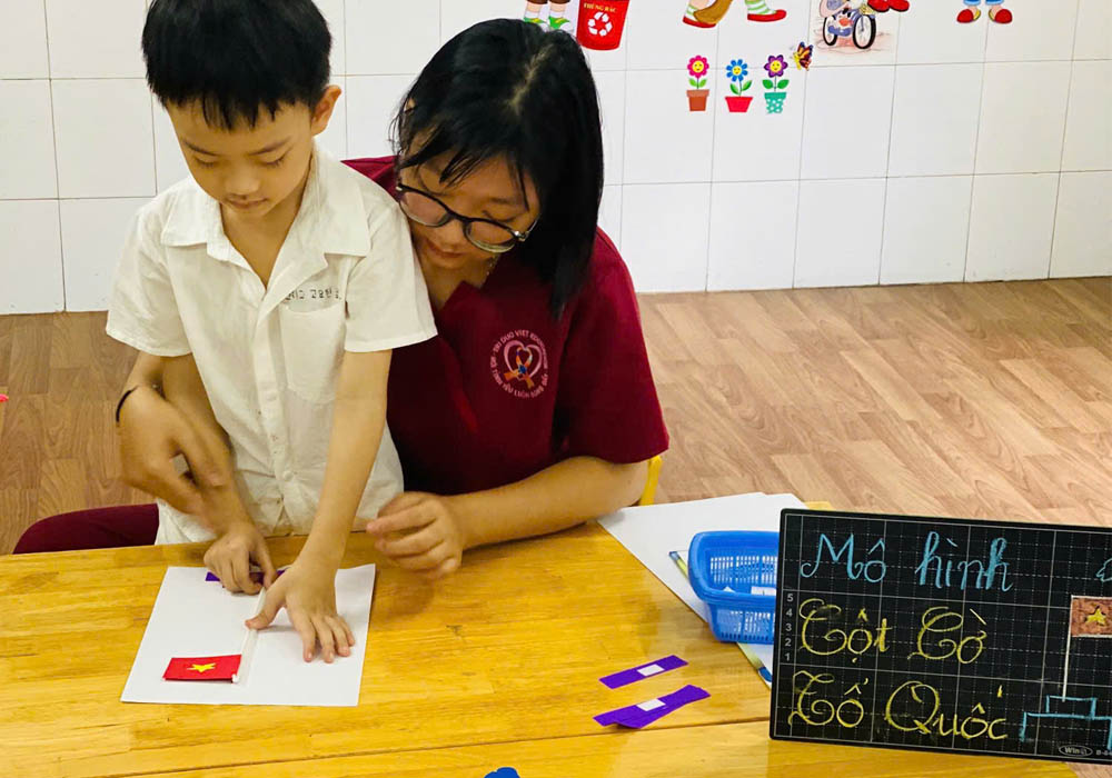 Hoat-dong-tao-hinh--Mo-hinh--Co-To-Quoc